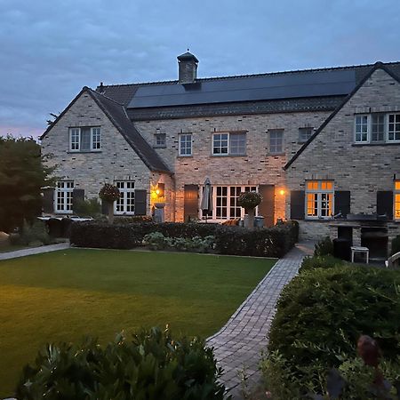 Sfeervol Familielandhuis In De Groene Kempen Baarle-Hertog Dış mekan fotoğraf