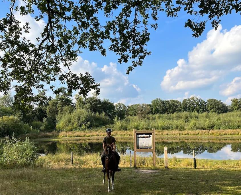 Sfeervol Familielandhuis In De Groene Kempen Baarle-Hertog Dış mekan fotoğraf