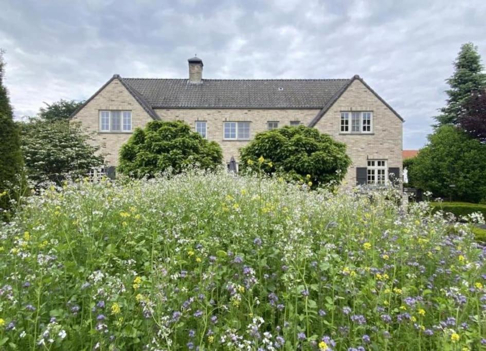 Sfeervol Familielandhuis In De Groene Kempen Baarle-Hertog Dış mekan fotoğraf